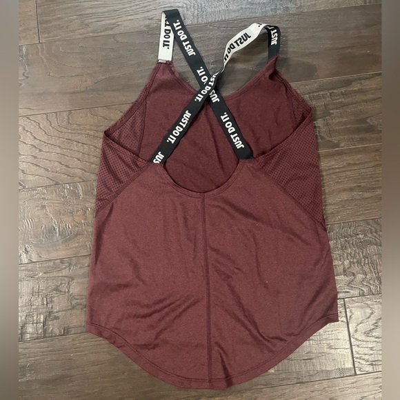 Nike Dri-Fit Women’s Racer Back Top ‘Just Do It’ Straps Size XS Maroon - Picture 5 of 5
